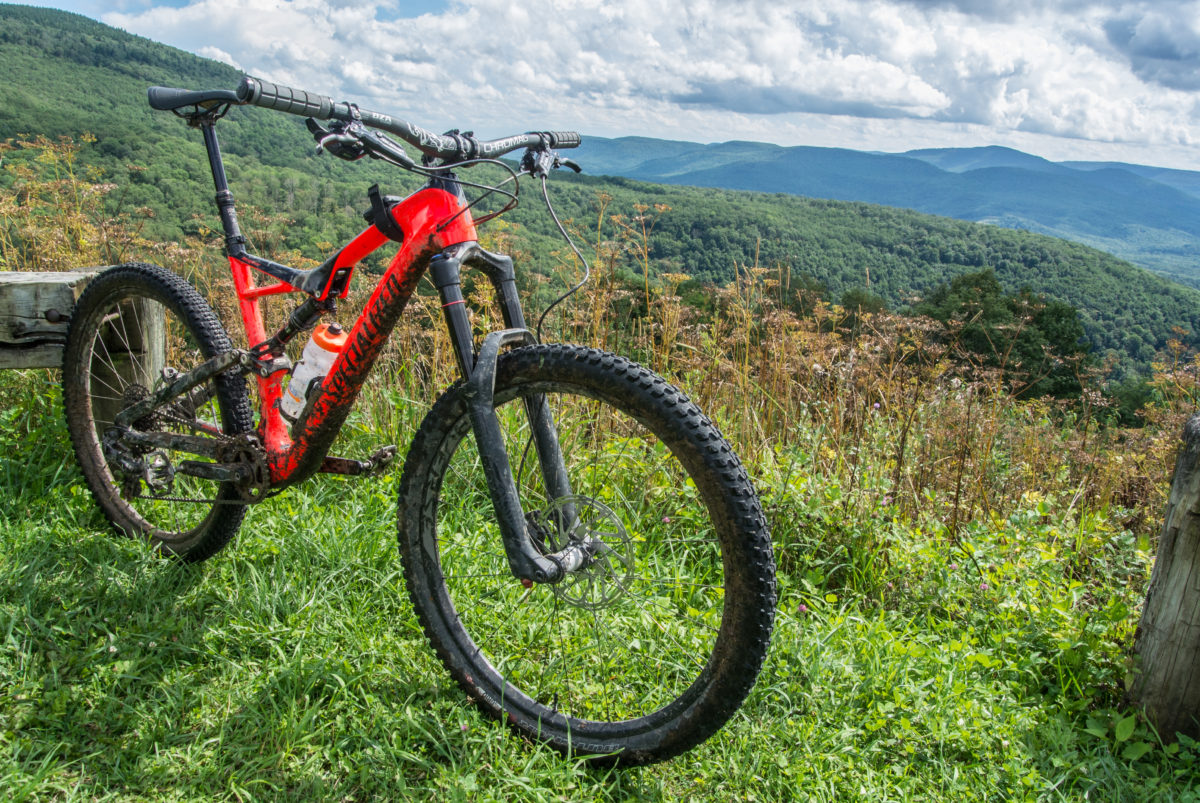 specialized stumpjumper red and black