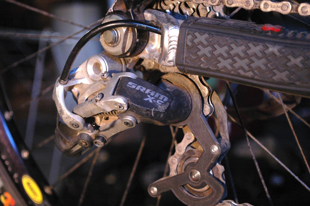 SRAM X9 Rear Derailleur photo || SINGLETRACKS.COM