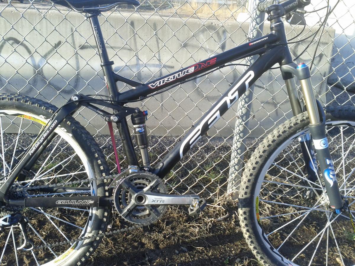 felt virtue mountain bike