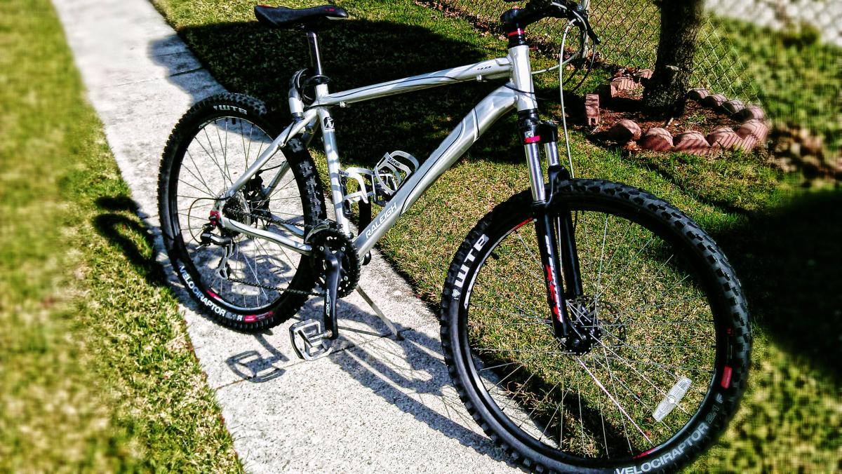 raleigh talus mountain bike
