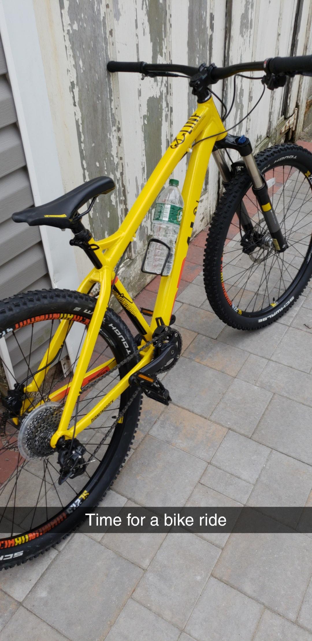 battery powered motion activated flood light