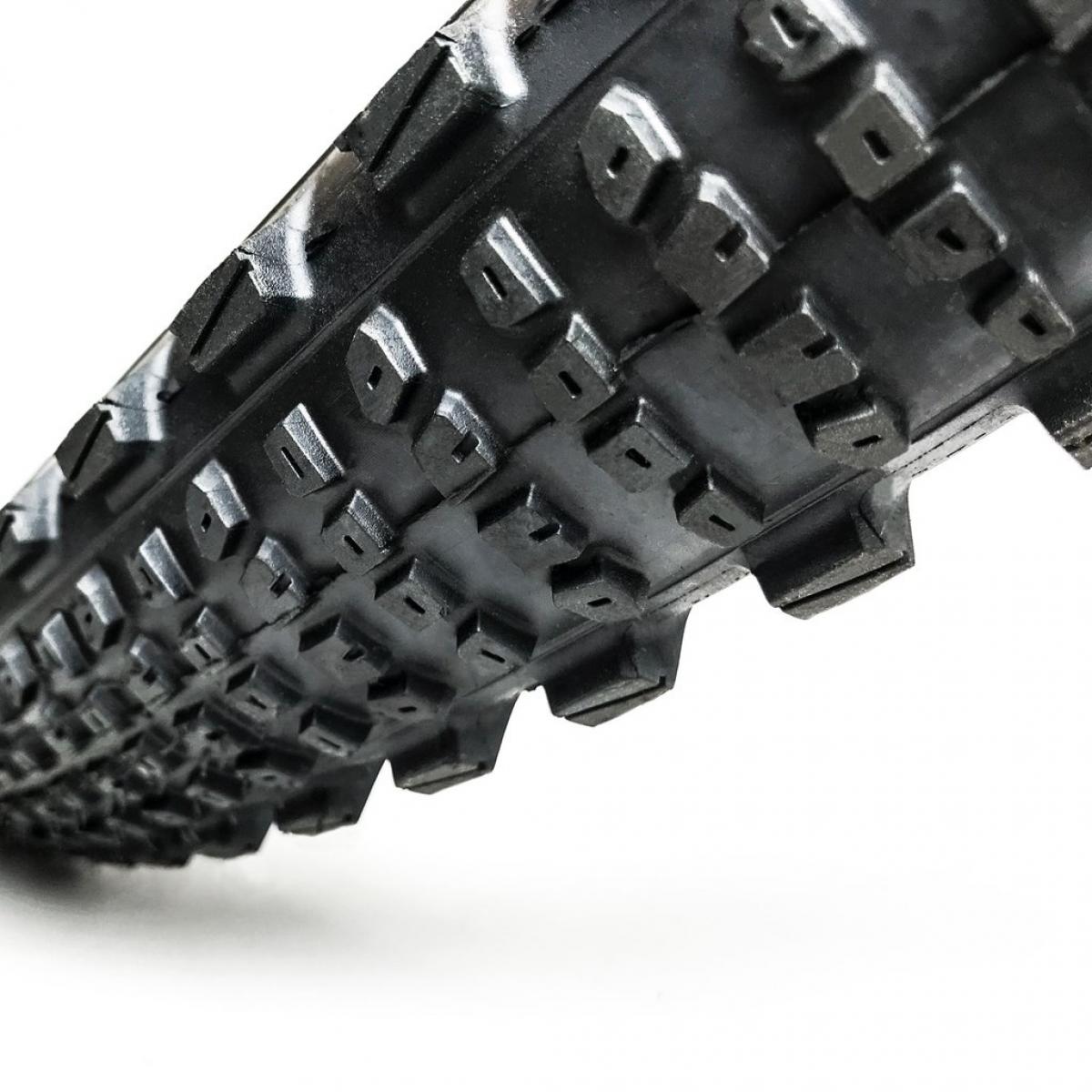 e*thirteen LG1 SemiSlick Tire Reviews Mountain Bike Reviews