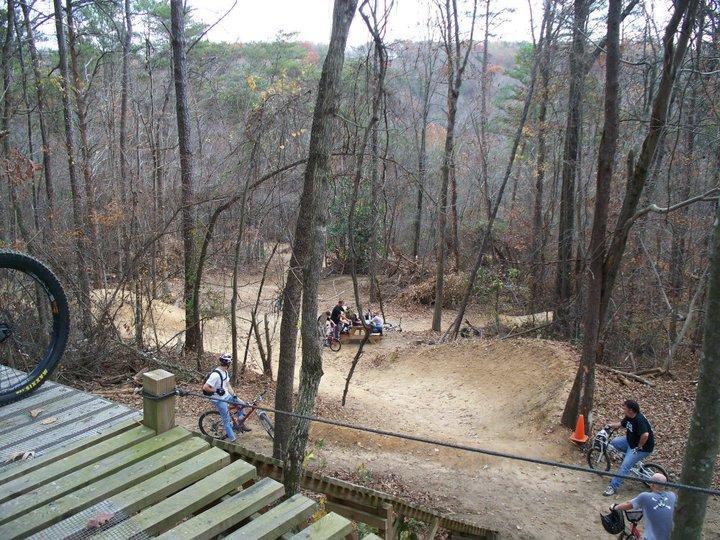  Hurricane Creek mountain bike trail.