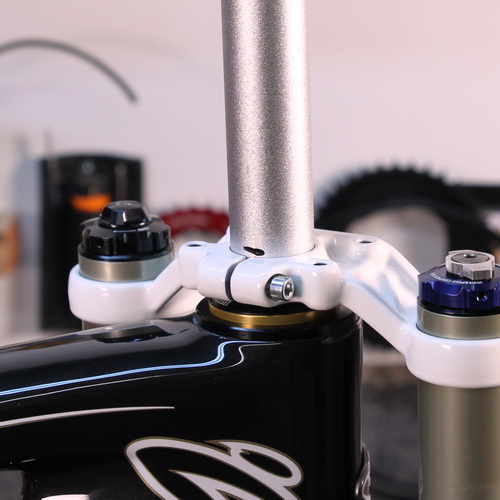 2012 DH Bike Build Installing the Headset and Fork Singletracks