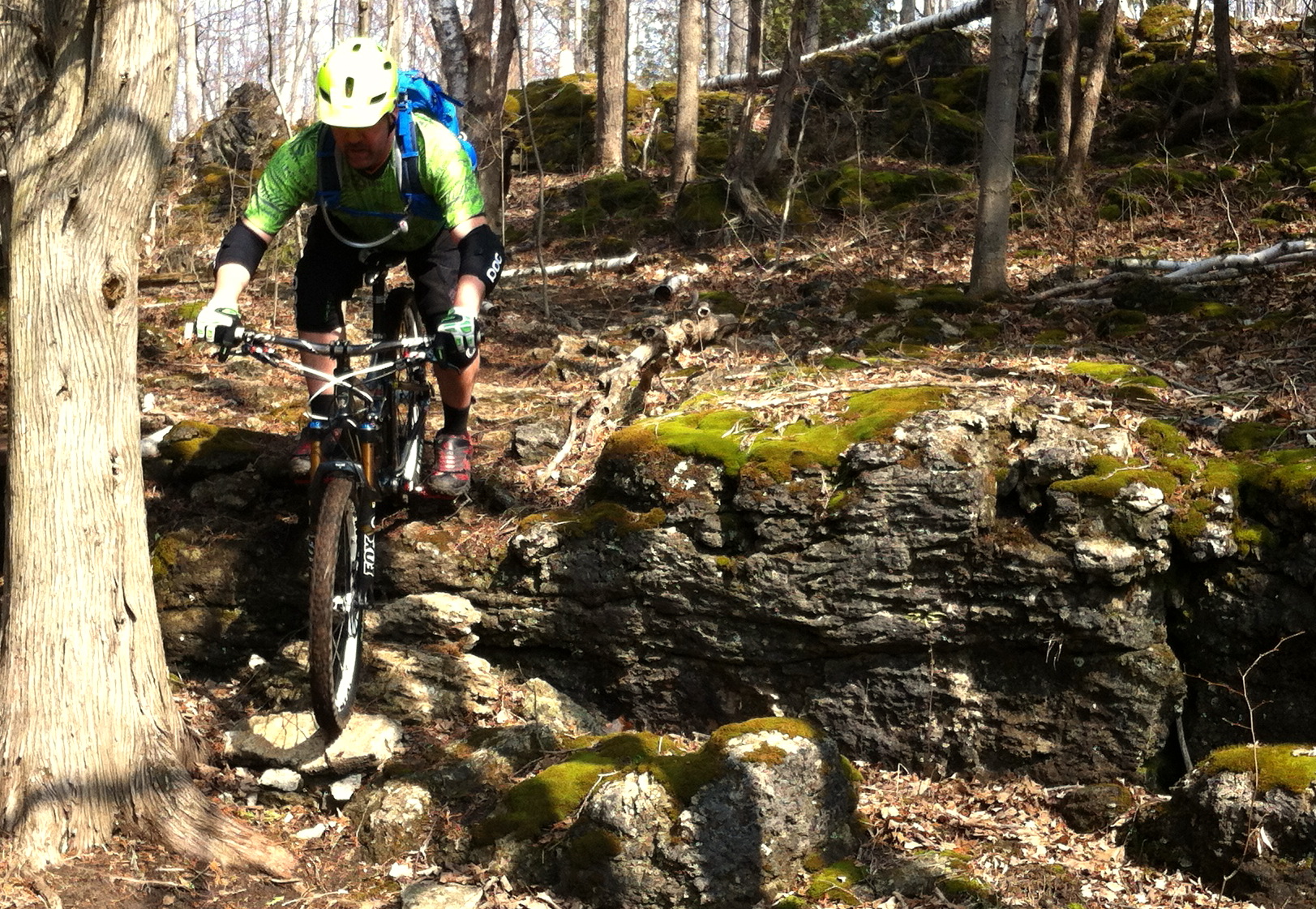 POC Joint VPD 2.0 Knee and Elbow Pads - Singletracks Mountain Bike News