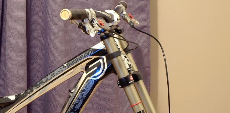 STRAITLINE Bar Caps: Close-up view of a mountain bike