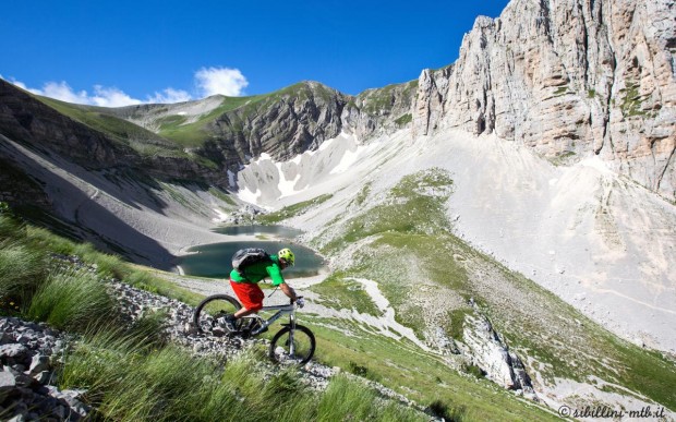 mountain bike single track near me