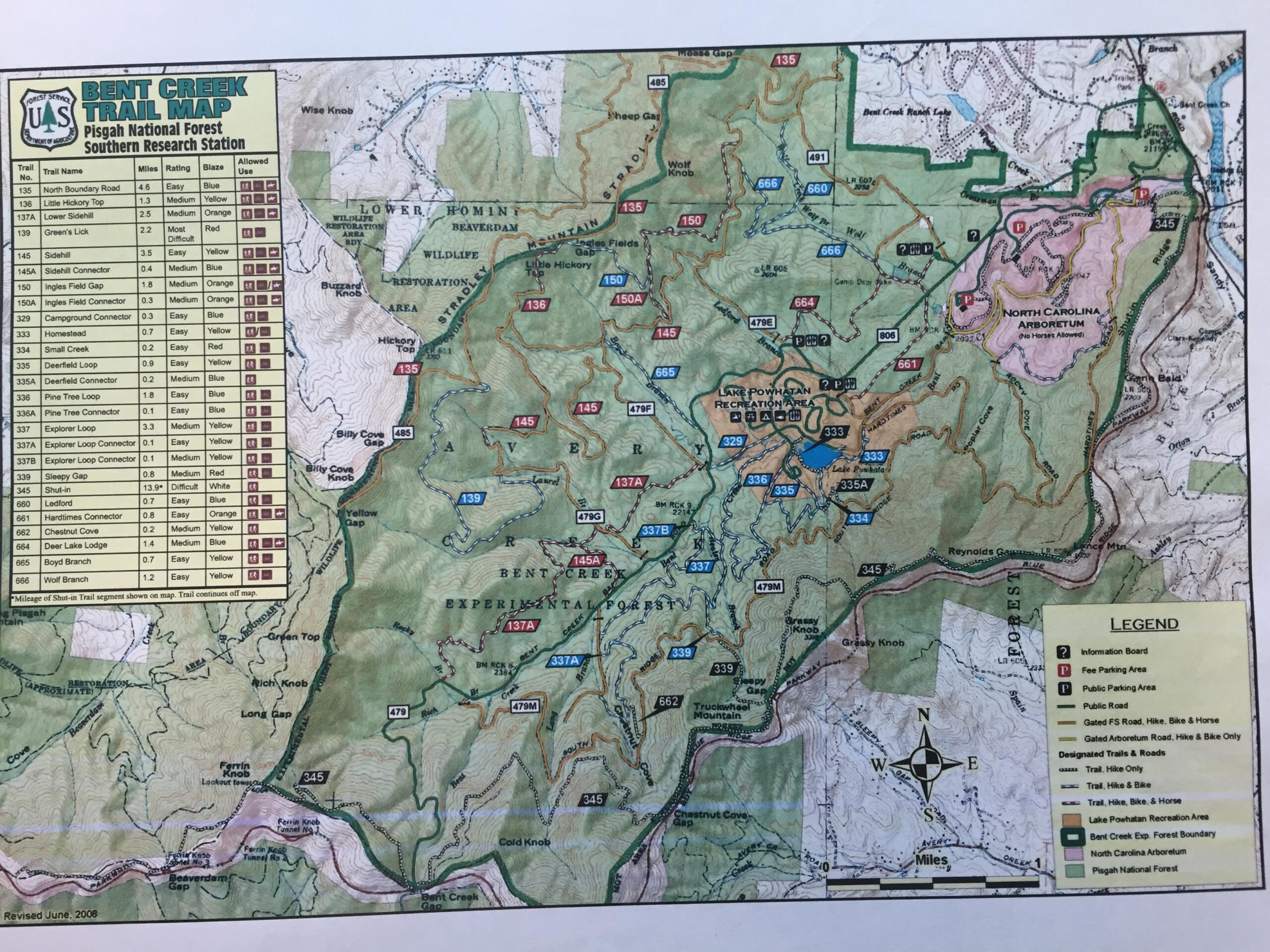 Alt tag: "Map of Bent Creek Trail in Pisgah National Forest, showing various trails, ratings, and landmarks, with a legend indicating trail types and descriptions." Bent Creek mountain bike trail.