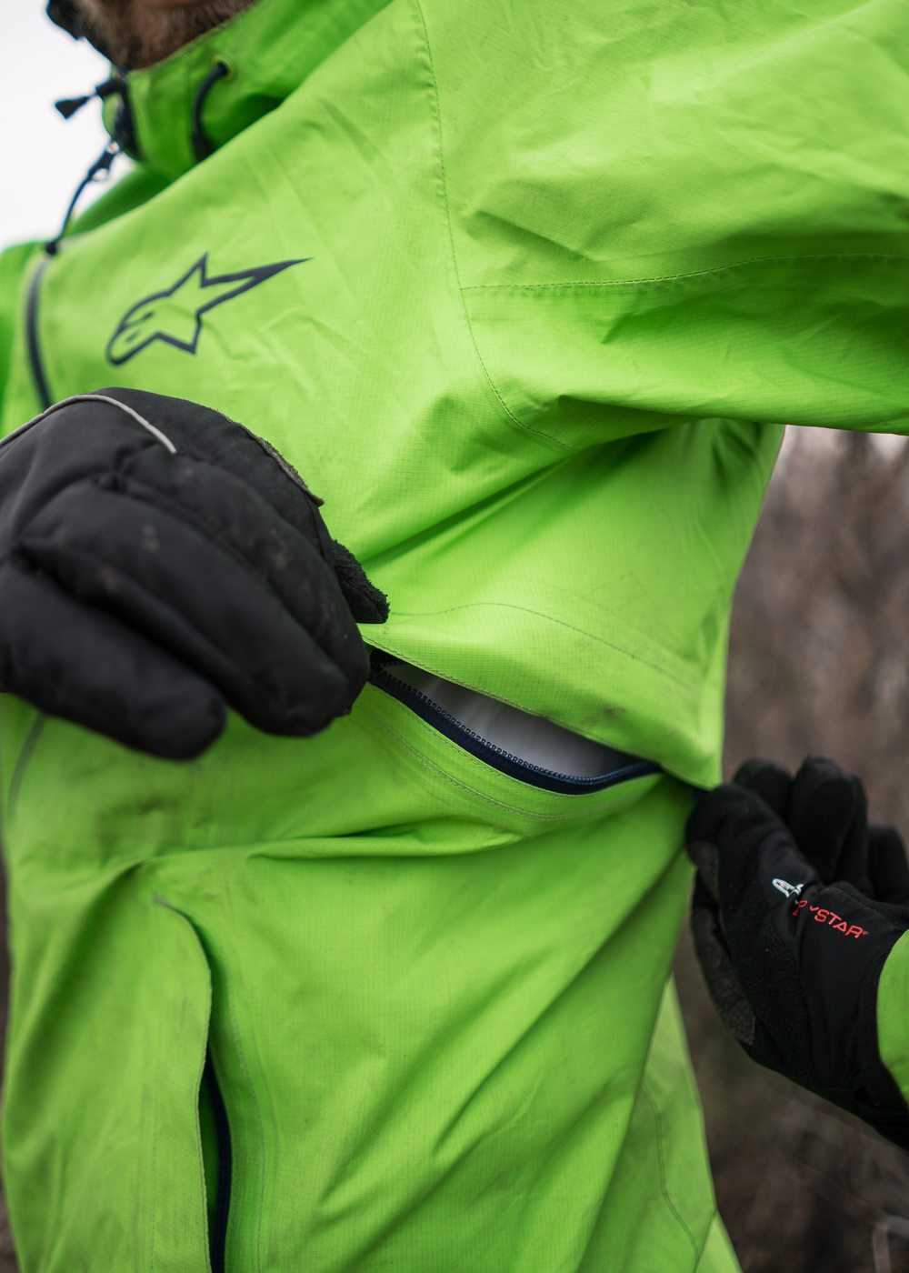 alpinestars mountain bike clothing