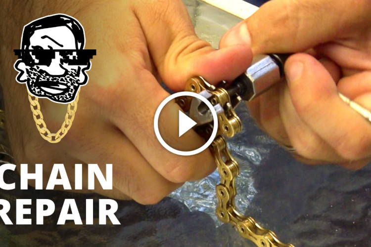 Trailside Repairs Fixing A Broken Chain Singletracks Mountain Bike News