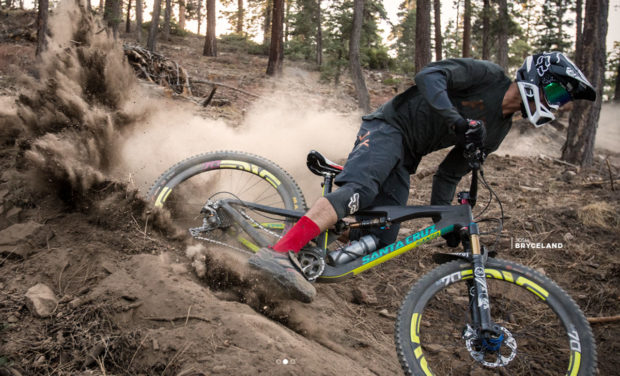 New Fox Proframe Full Face Helmet Has 24 Vents - Singletracks Mountain