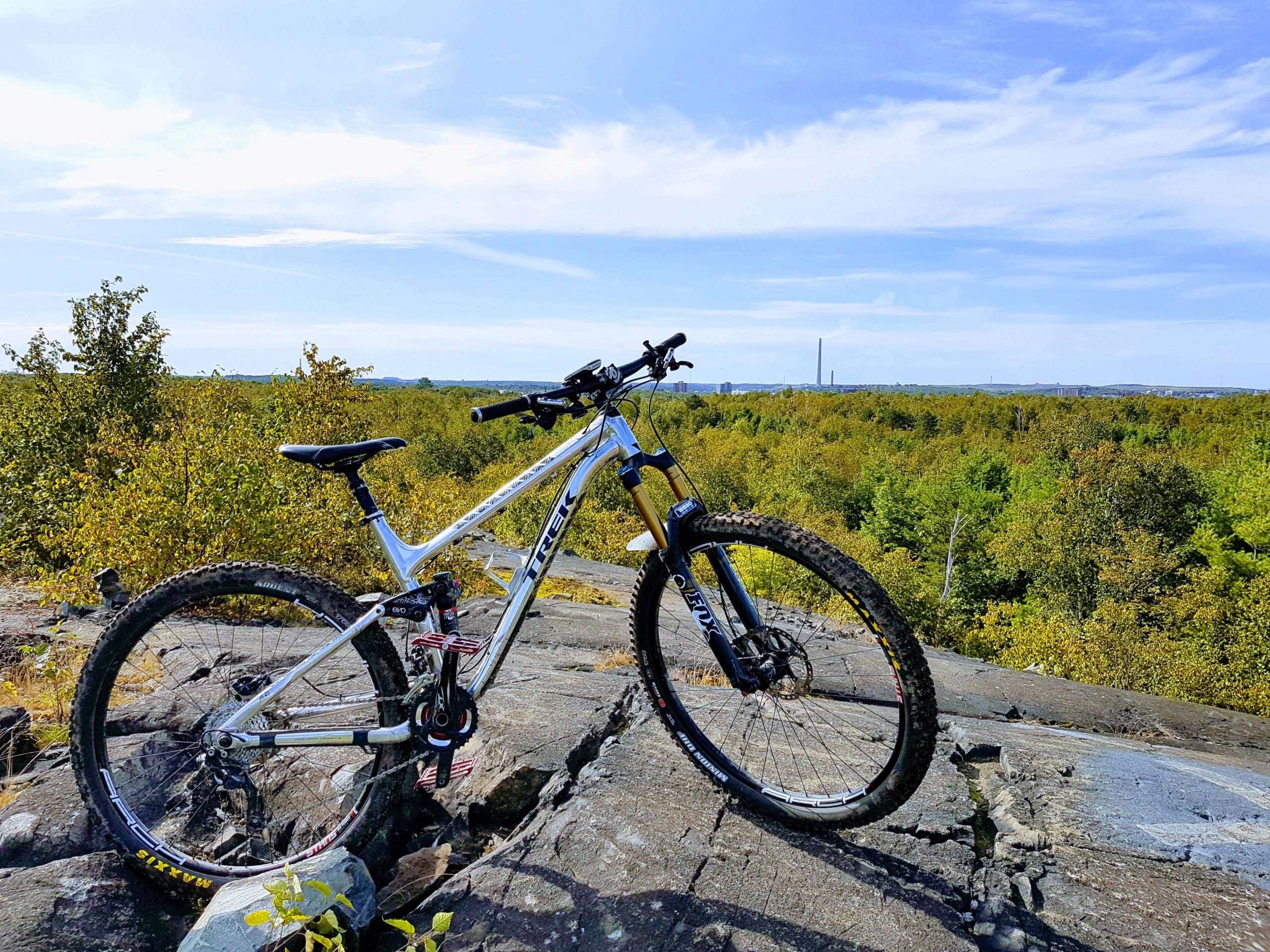 single track mountain bike