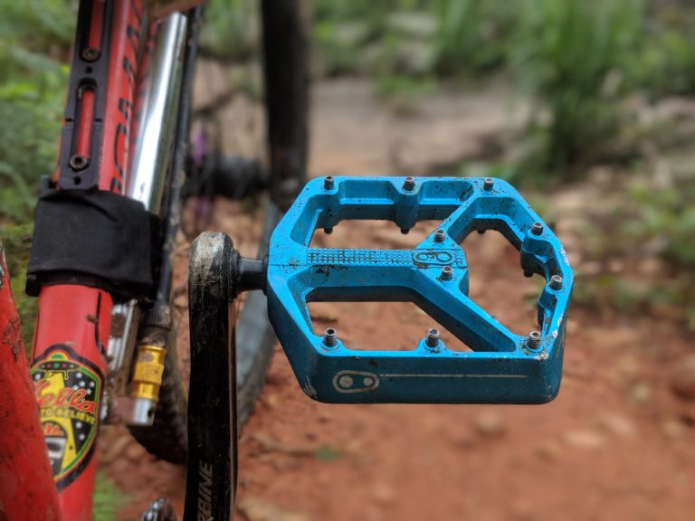 5 Flat Mountain Bike Pedals Tested and Reviewed Singletracks Mountain Bike News