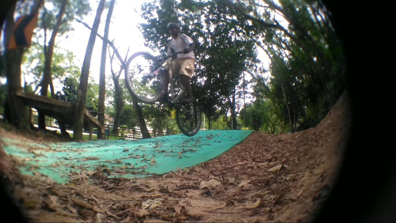  Tekas mountain bike trail.