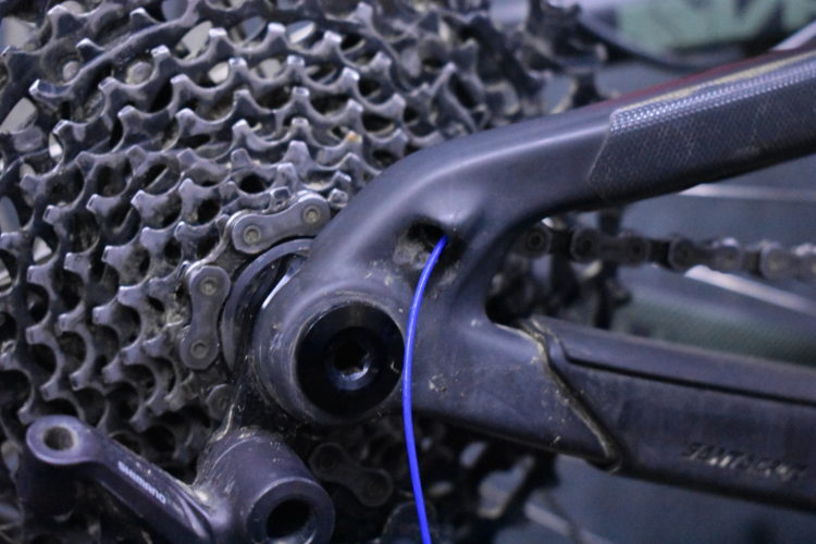 Internal Cable Routing Tips for Mountain Bikes Singletracks Mountain
