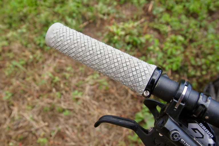 Noah Et Theo Nt-GP1 Black/White Double Lock On Mountain Bike