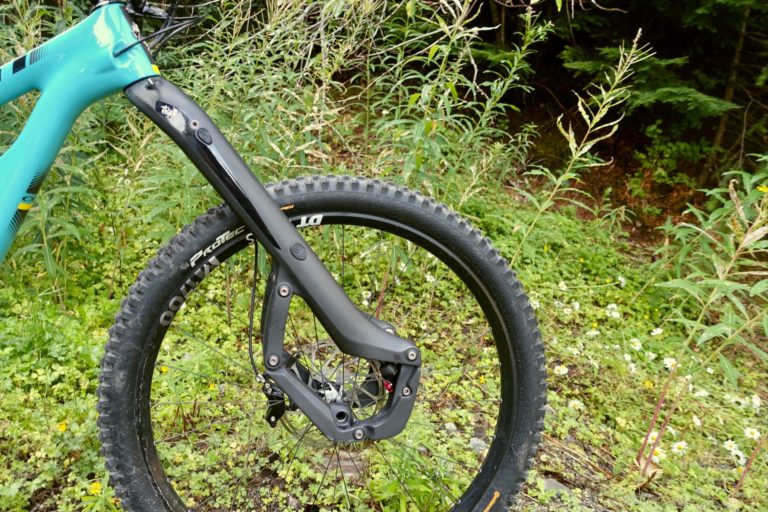 Trust Adds the Shout, a Long Travel Linkage Fork for Mountain Bikes