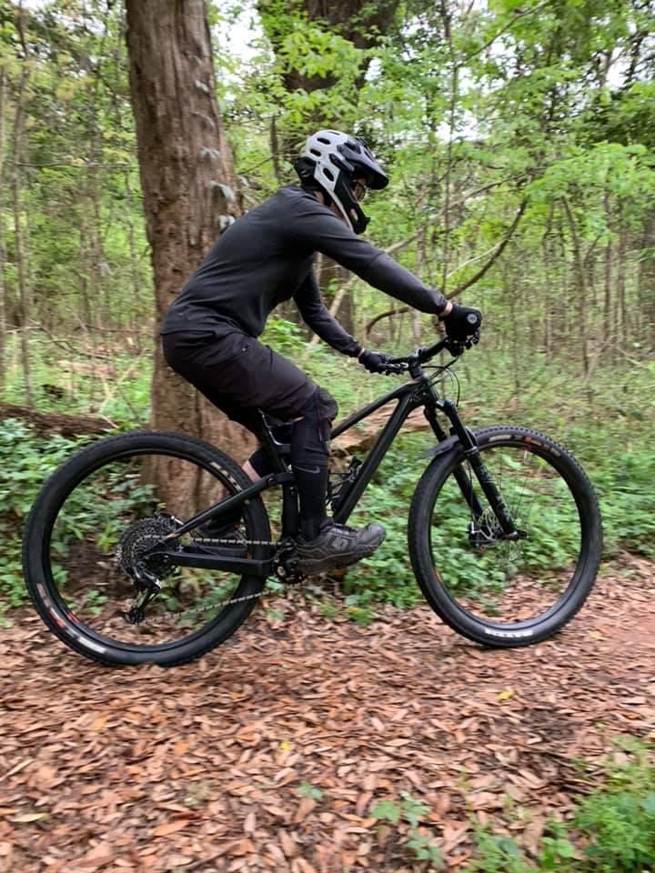 mountain bike with slick tires