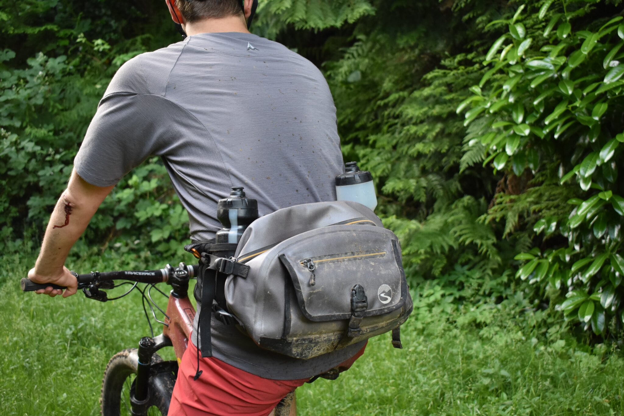 Showers Pass Ranger Waterproof Hip Pack [Review] Singletracks