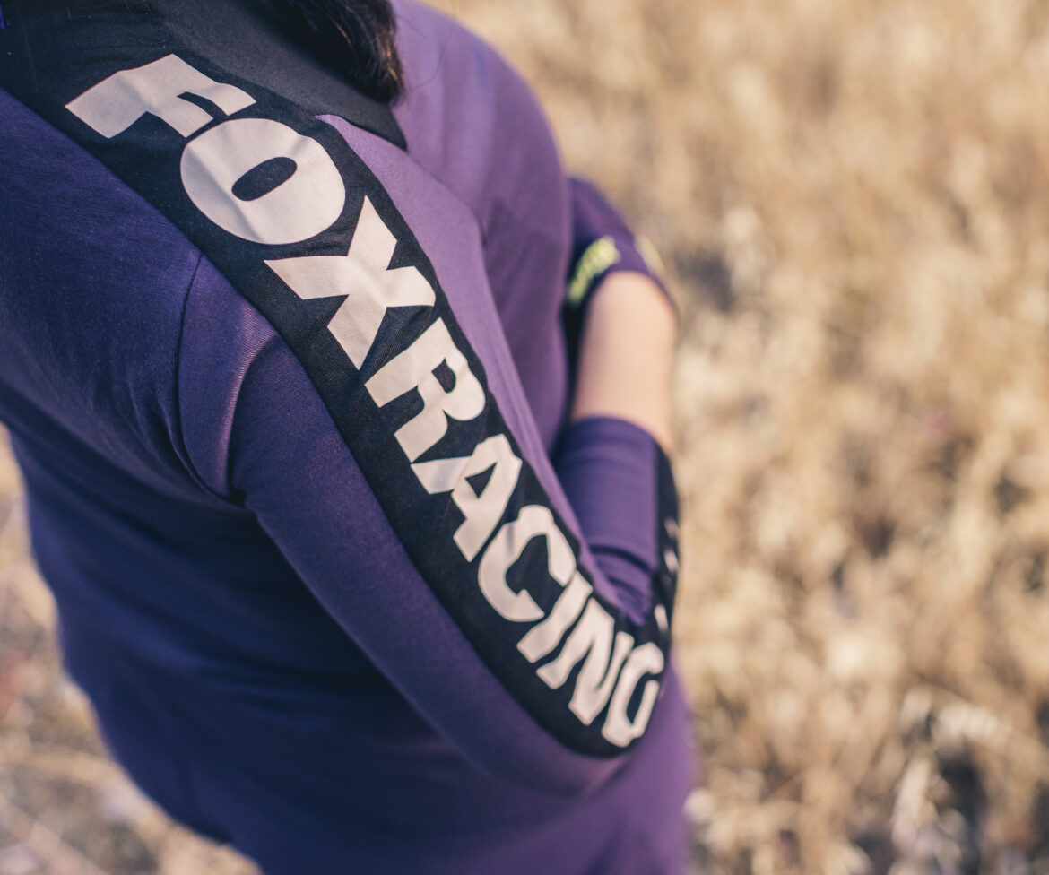 Feel Good, Ride Good: Fox Racing Women's Ranger Kit - Singletracks ...