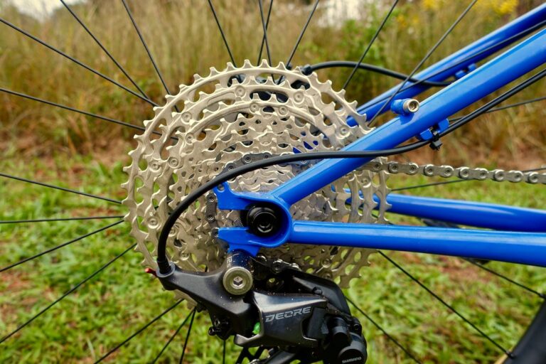 The 7 Biggest Mountain Bike Gear Trends in 2020, According to