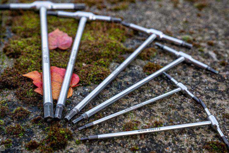 must have tools for mountain biking