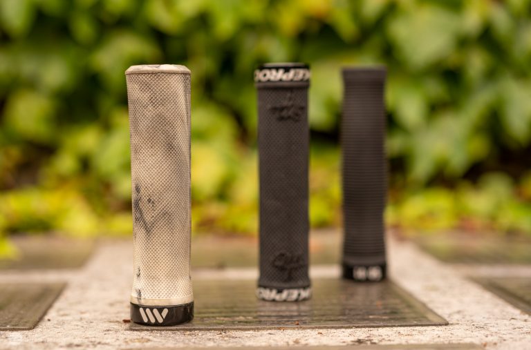 Get a Grip 17 Lockon Mountain Bike Grips Reviewed Singletracks