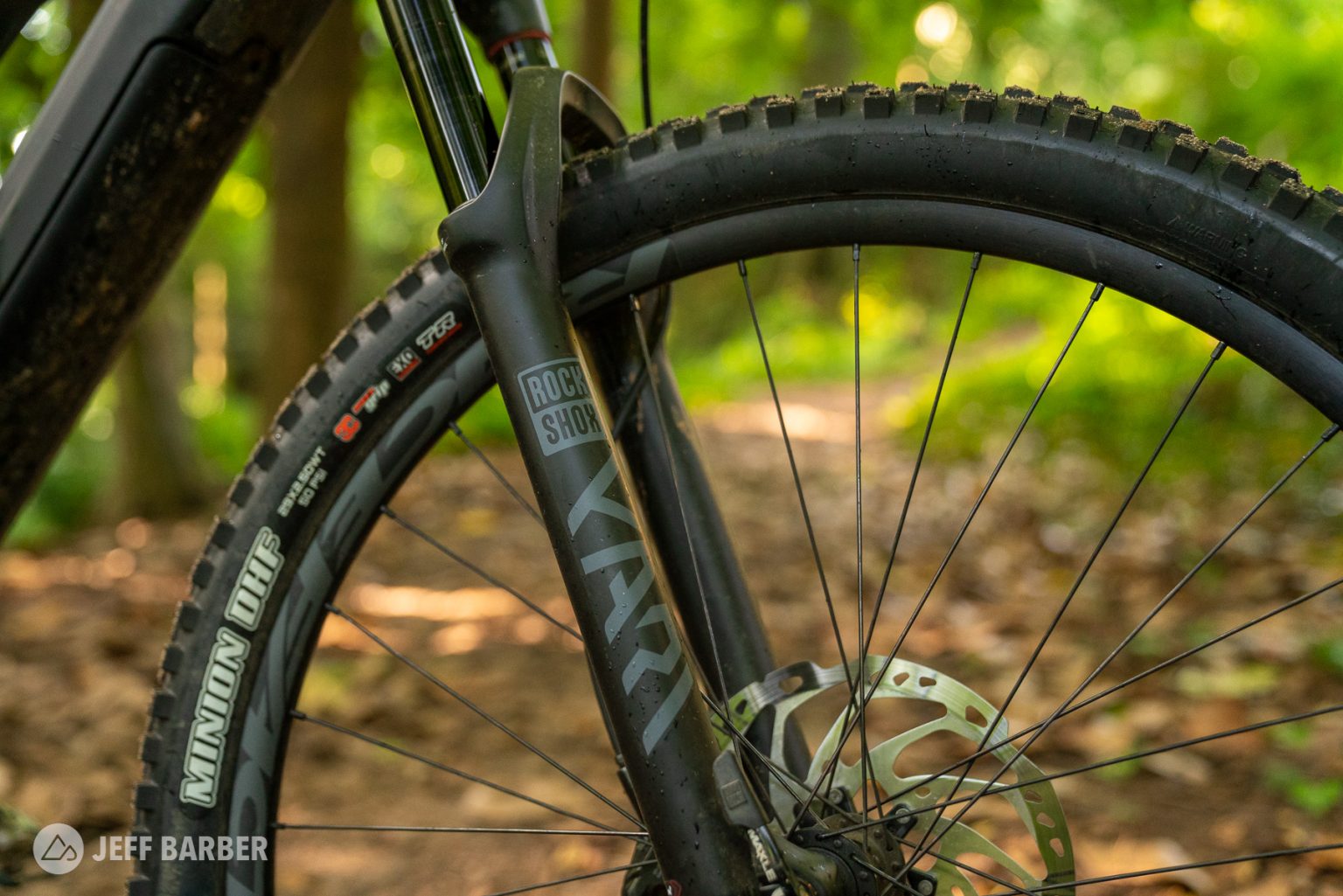 Canyon SpectralON CF 7 Blasts Descents and is a Social Climber [Review