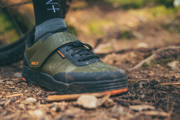 shoe and pedal combo deals