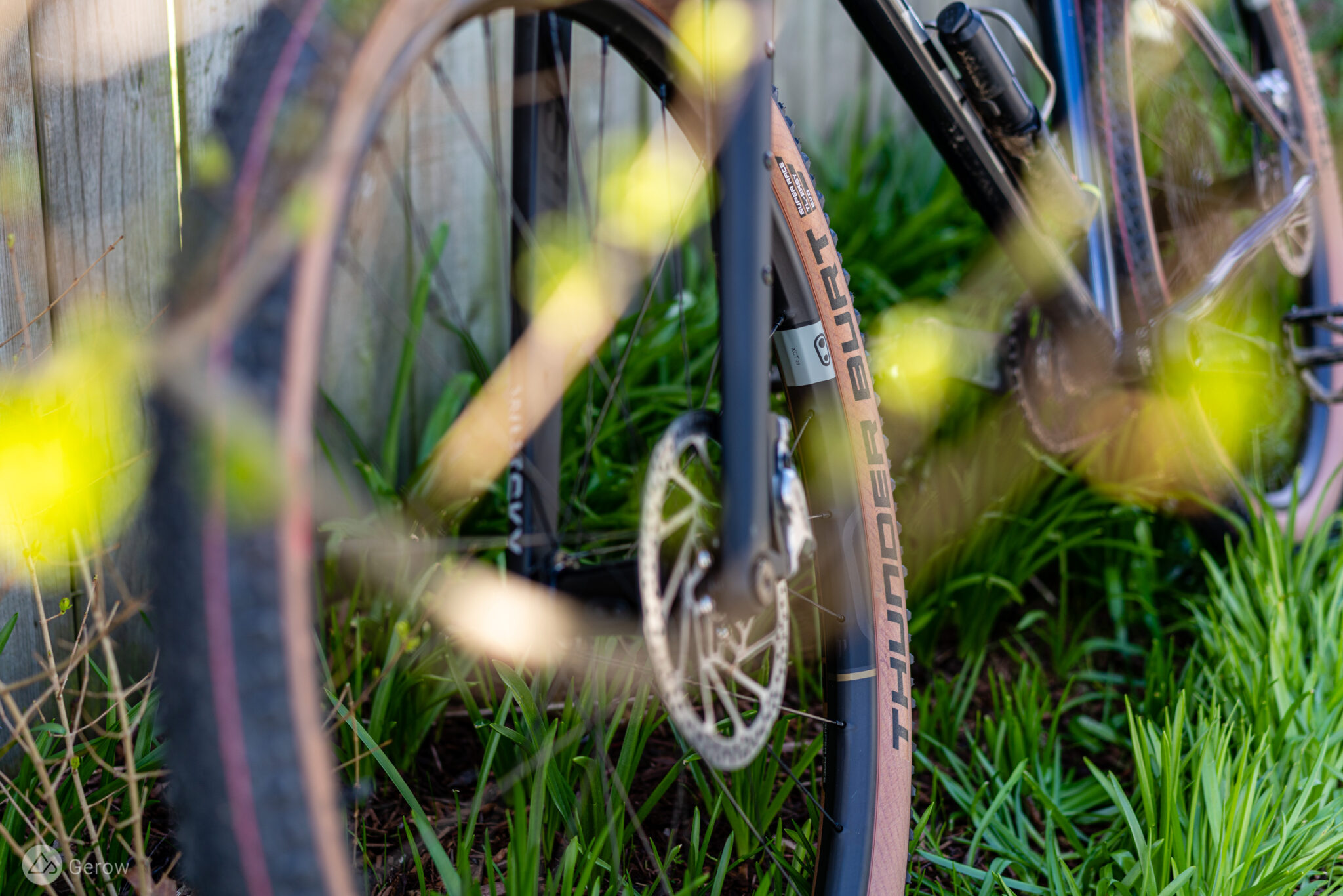 Crankbrothers Synthesis XCT 11 Carbon Wheels Roll Smoothly Between