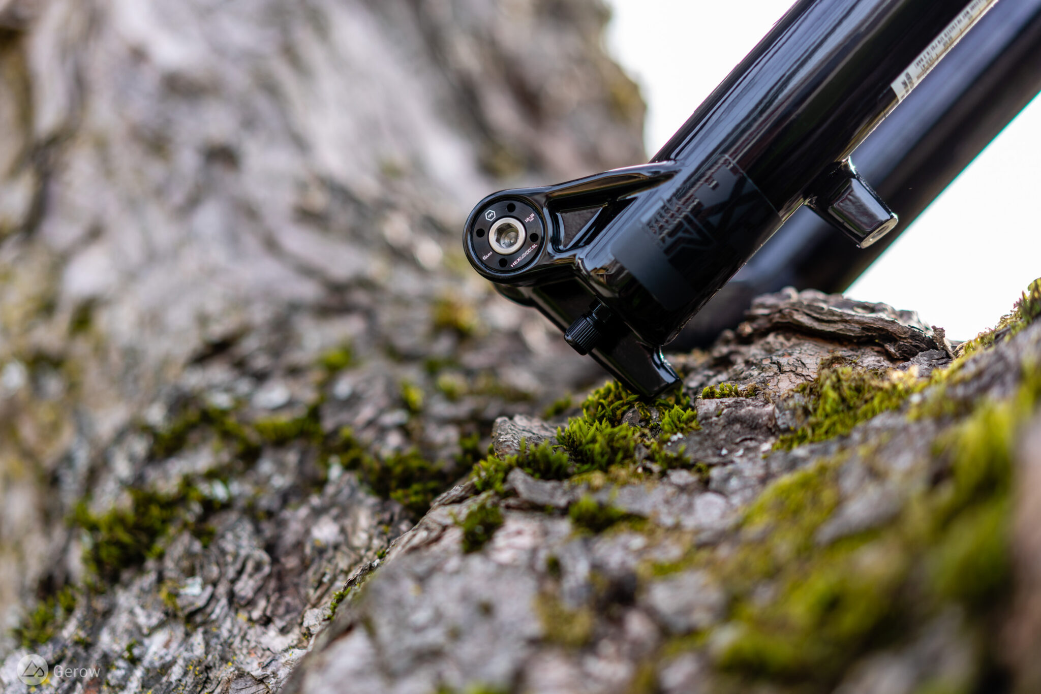 Manitou R7 Expert Fork Provides Legit XC Race Support [Review ...