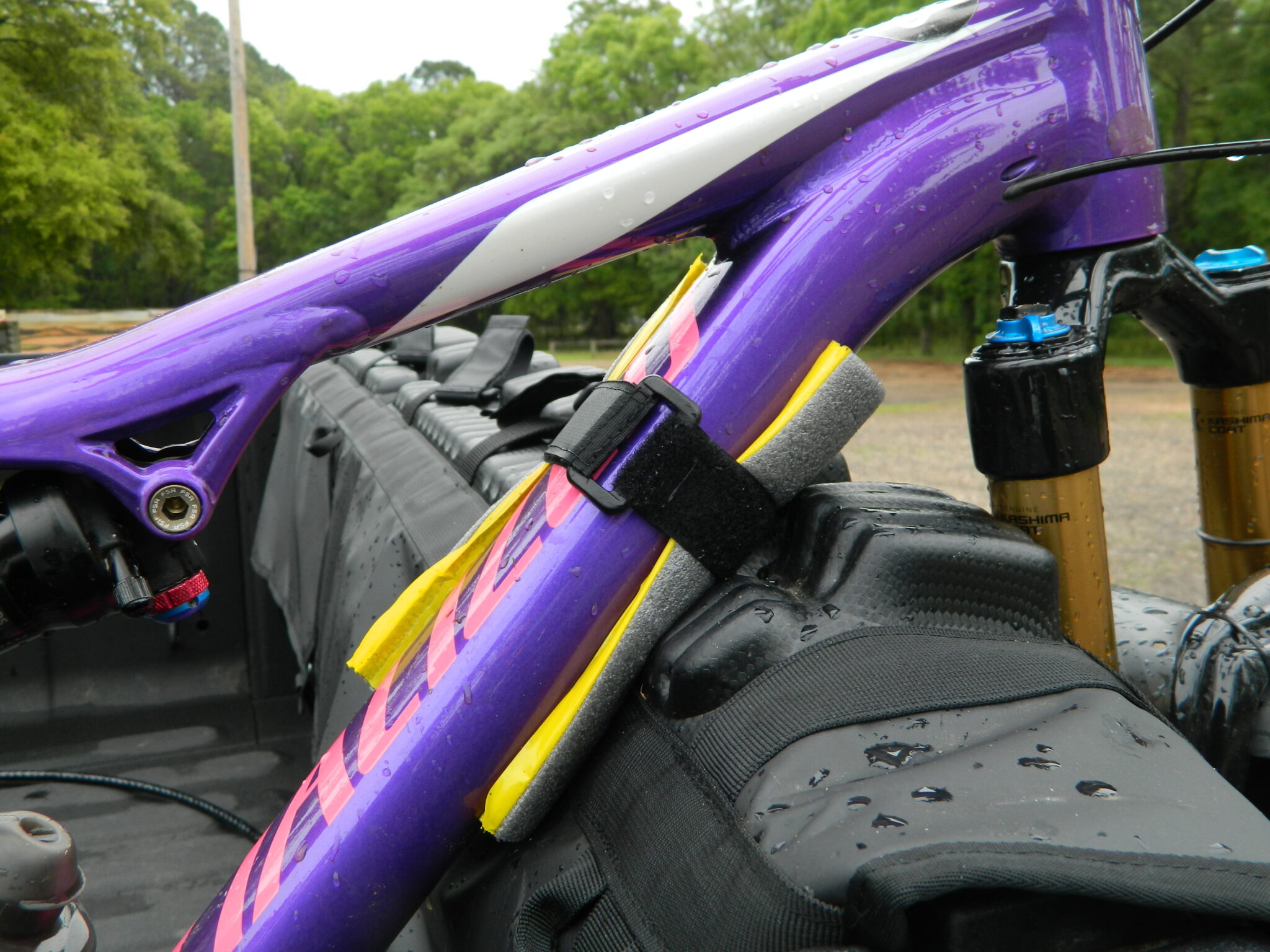 Evoc Tailgate Pad Keeps On Truckin' [Review] Singletracks Mountain