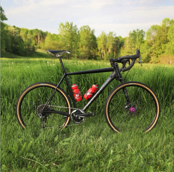 2 Gravel Bikes with Suspension, Tested Specialized Diverge and Niner