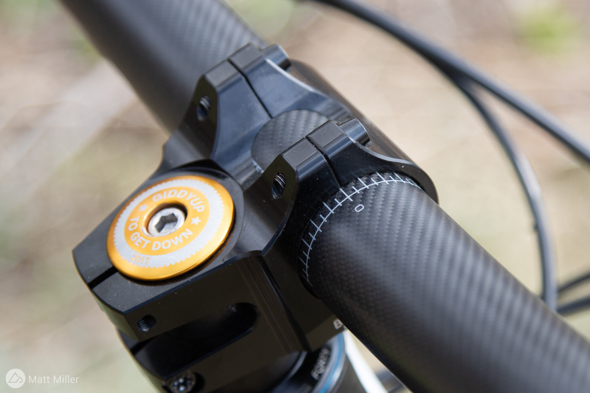 Hope Carbon Handlebars 35mm Premium Look and Balanced Stiffness