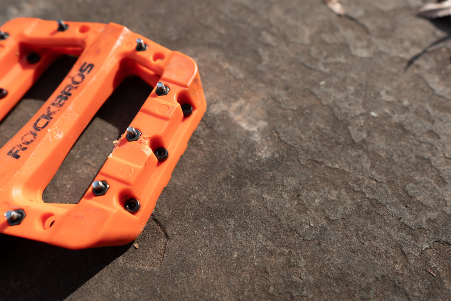 Are 25 Rockbros Flat Pedals Any Good for Mountain Biking? [Review] Singletracks Mountain Bike