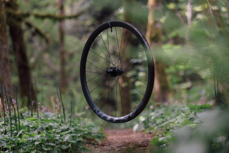 The New SRAM AXS Pod Controller Rocks [Gear Watch] - Singletracks ...