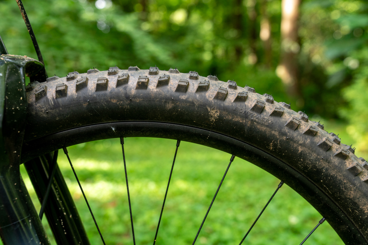 bontrager_gunnison_tire-1-