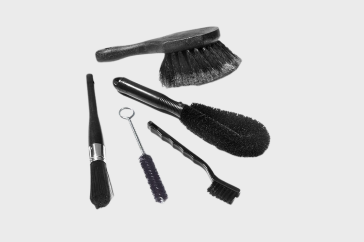 Finish Line 5-piece brush set