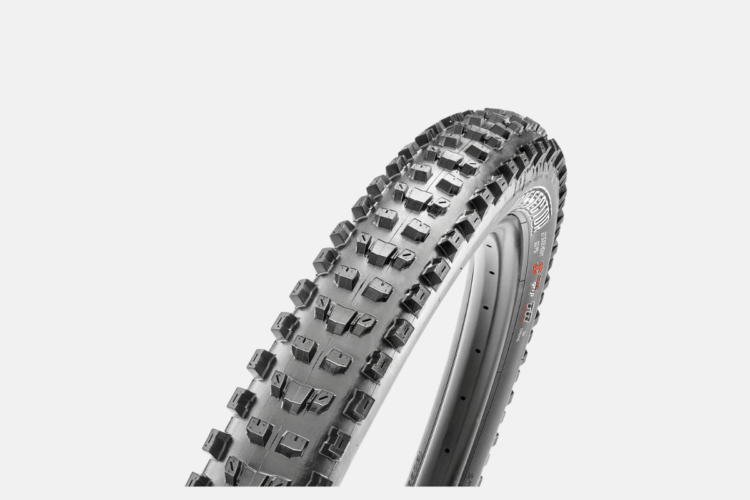 Maxxis Dissector 29x2.4 3C Trail Tire