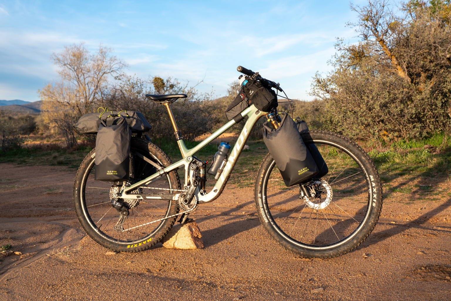 Mtn Rack Old Man Mountain bikepacking rack system review - Singletracks Mountain ...