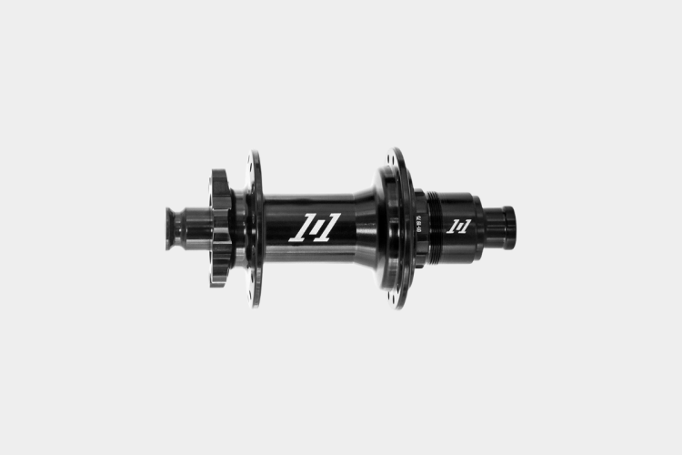 1/1 Mountain DH157 6B rear hub