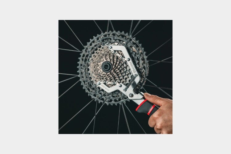 Feedback Sports Grip Whip